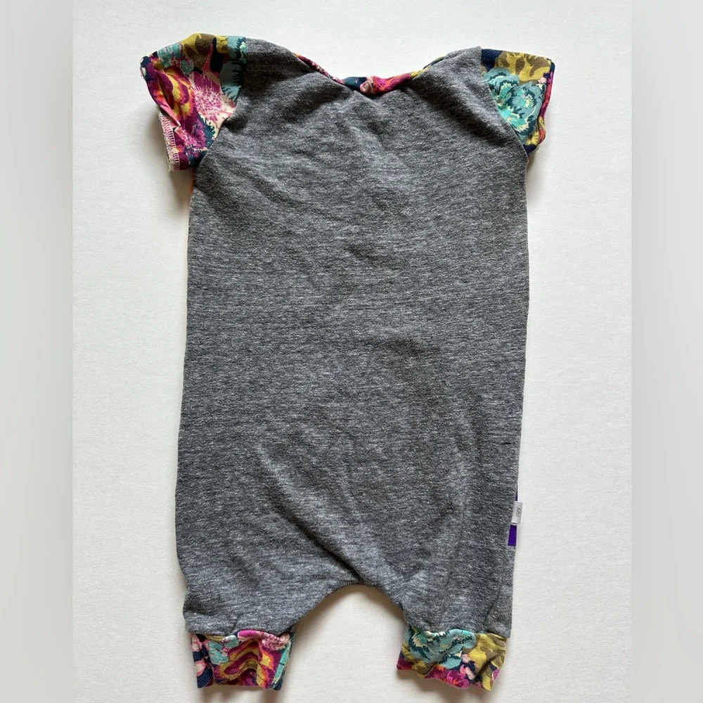Handmade Love is Love‎ T-shirt Baby Floral Rainbow Romper - Mountain Babes